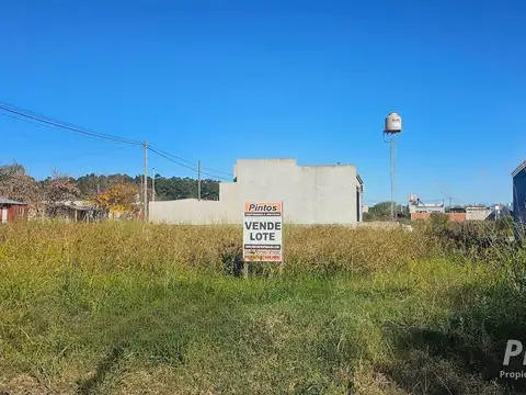 Fracci{on de terreno situada sobre calle San José Obrero. Esquina. SAN JOSE.