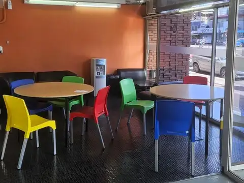 Av. Santa Fe al 2100