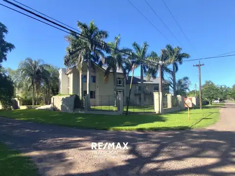 Venta casa 12 ambientes Villa Fabiana Sur