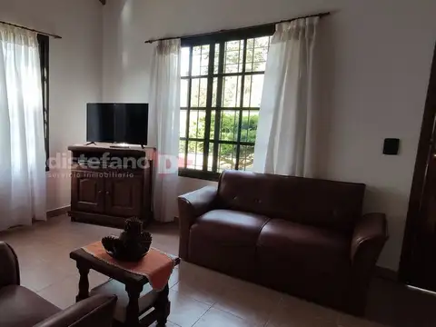 Casa en Alquiler Temporal con 1 cochera