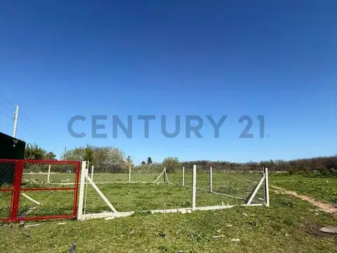 Terreno en Venta 20  mts Fondo