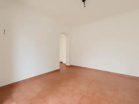 Depto Tipo Casa 2 ambientes con 1 baño