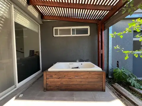 Casa en Venta en Roldan, USD 150.000