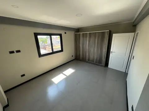 Depto Tipo Casa en Alquiler A Estrenar