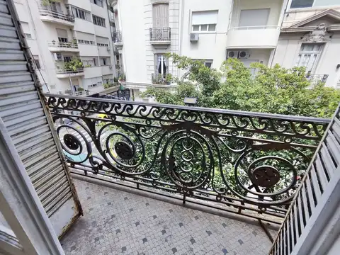 Depto Tipo Casa 23 ambientes con 10 baños