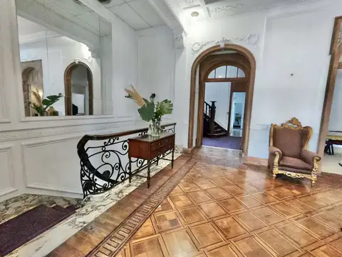 Depto Tipo Casa en Venta de 6 ambientes