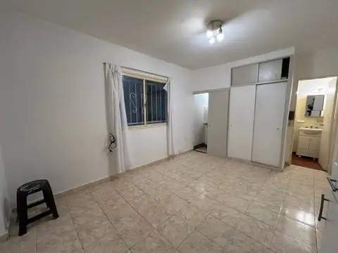 Departamento en Alquiler en Caballito, $ 300.000