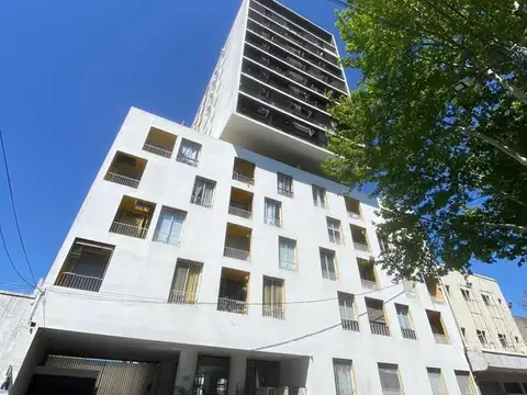 Departamento en venta - 2 Dormitorios 1 Baño - Parque Patricios