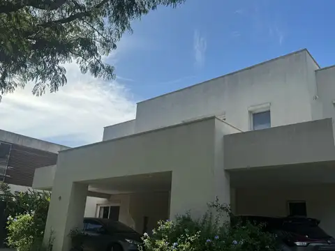 Casa en Venta en Nordelta Los Lagos, USD 979.000
