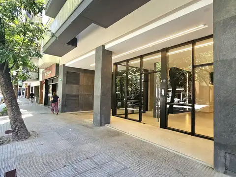 Av. La Plata al 300 - Alquiler de monoambiente con balcón y amenities