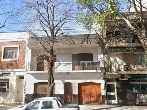 Casa 7 ambientes con 4 baños