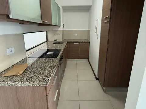 Departamento en Alquiler con 1 cocheras