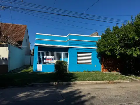 Casa con departamento en venta en El Palomar – Ideal para refaccionar