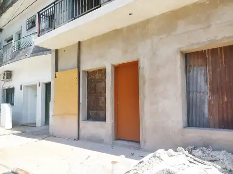 Venta de monoambiente  PB entrada independiente