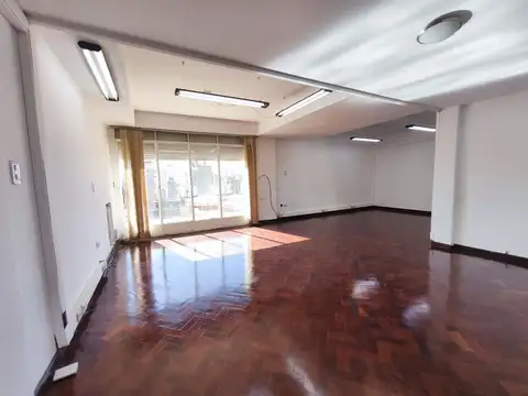 Oficina en Venta al Oeste