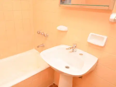 Departamento Monoambiente con 1 baño