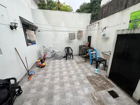 Lote con 3 Propiedades, Galpon y grandes posibilidades