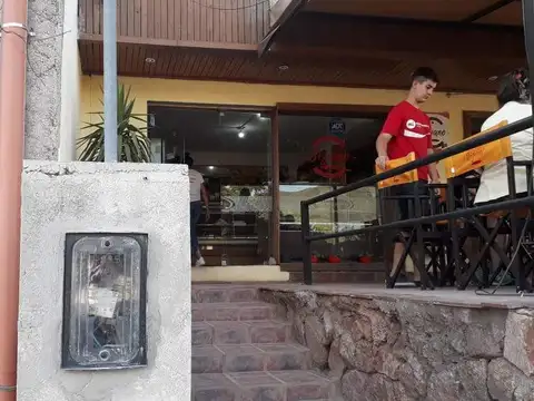 Casa 4 ambientes con 4 baños