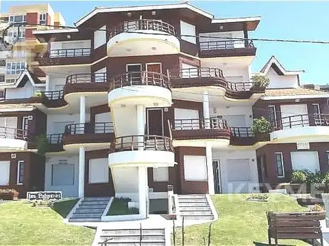 Av. Costanera entre paseo 105 y 107 Edificio Palmeras VIII