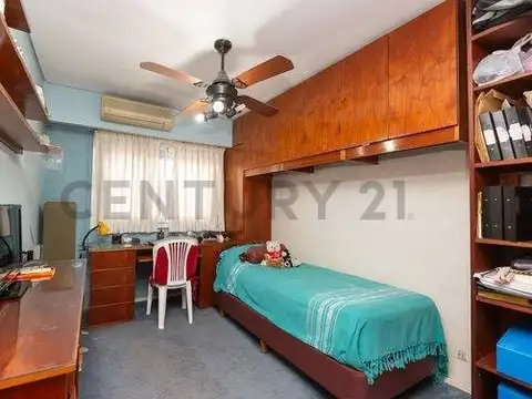 Departamento 5 ambientes con 3 baños