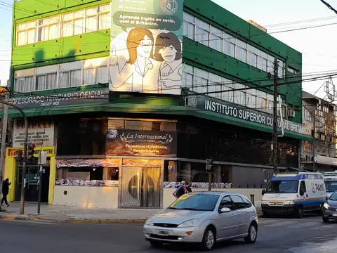 Avenida Balbin al 800