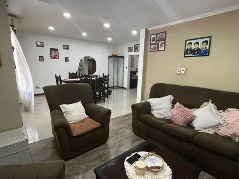 CASA CON CUATRO HABITACIONES EN VENTA, GENERAL LAS HERAS