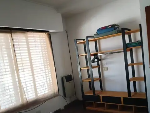 Depto Tipo Casa en Alquiler en La Plata, $ 590.000