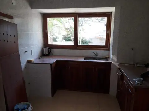 Triplex en esquina - todos los servicios