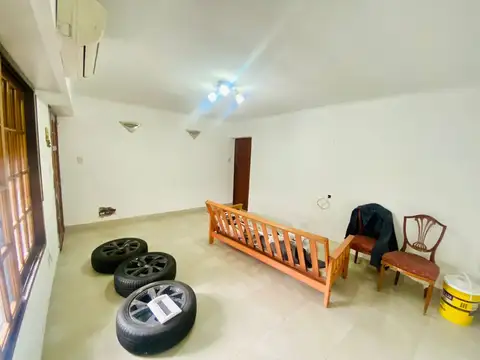 Casa en Venta en Liniers, USD 200.000