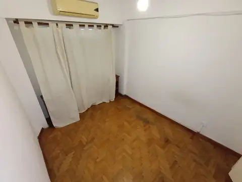 Departamento en Alquiler en Ramos Mejia, $ 350.000