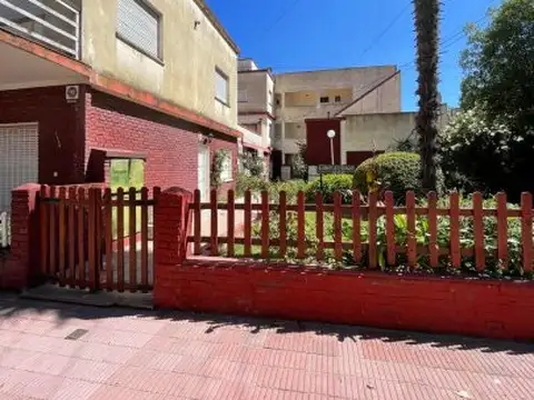 Alquiler por invierno departamento 2 ambientes en Miramar.