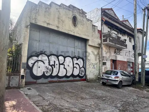 GALPON EN VENTA EN REMEDIOS DE ESCALADA.