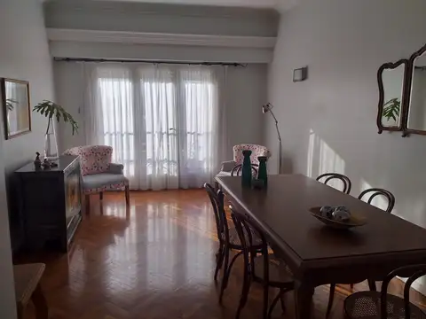 Departamento en Venta de 5 ambientes