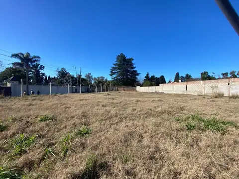 Terreno en Venta 33  mts Frente