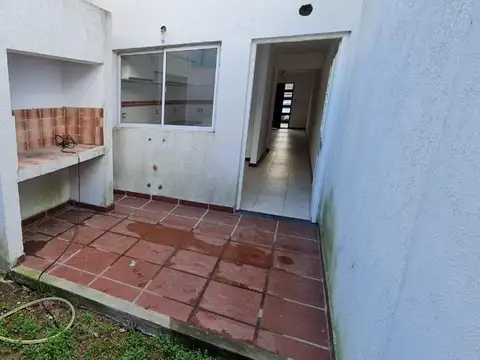 Depto Tipo Casa 3 ambientes con 1 baño