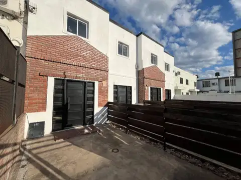 VENTA DUPLEX 3 AMB A ESTRENAR HURLINGHAM W. MORRIS