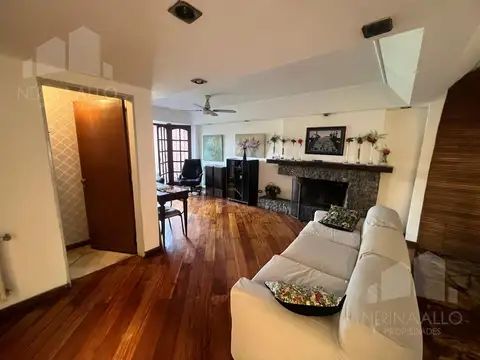 Casa en Venta en Castelar, USD 370.000