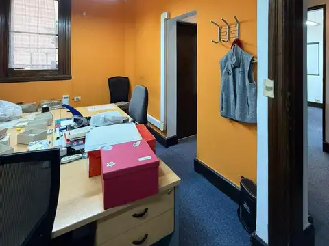 Oficina de 4 ambientes en Microcentro - Esmeralda al 600