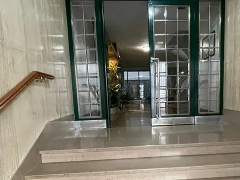 Departamento en alquiler dos ambientes amoblado y equipado en corazon de San Telmo.