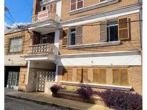 Pasaje Caldas 600, Piso 2