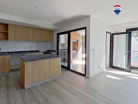 Depto Venta 2 amb expand a 3 amb, c/coch. V López