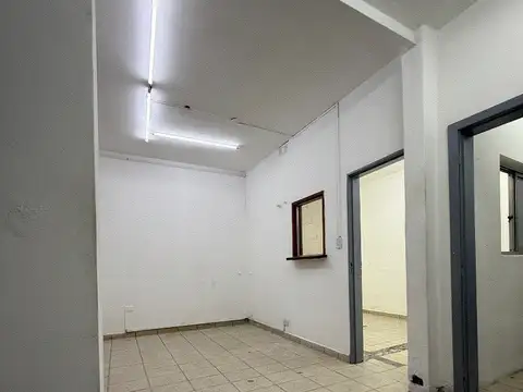 General Juan José Valle 200