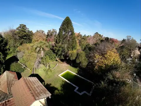 Av. Pte. Arturo Illía 9900