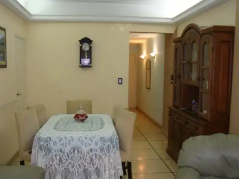 Departamento en Venta en Plaza Colon, USD 120.000