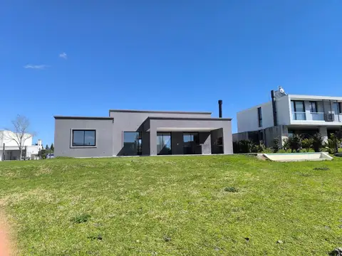 Casa  en Venta en San Matias, Escobar, G.B.A. Zona Norte