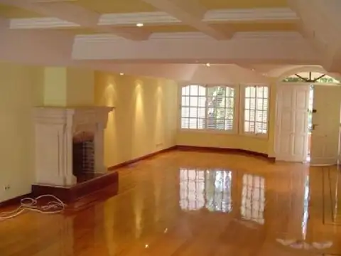 Casa en Alquiler de 5 dormitorios