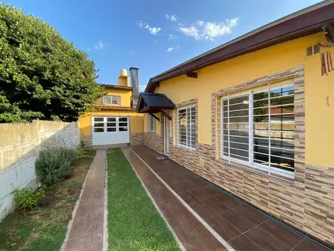 VENTA CASA 4 AMBIENTES QUINCHO JARDIN SAN PATRICIO
