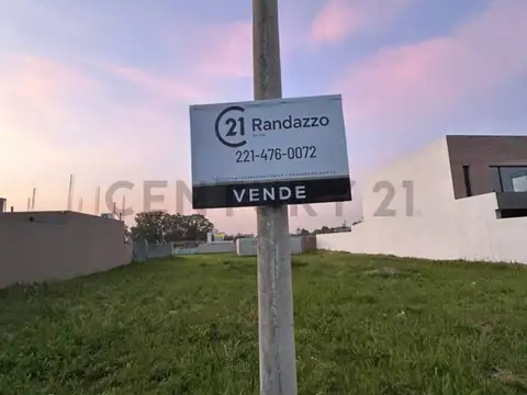 506 e/ av 31 y 132 , Piso 0