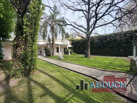 VENTA CASA 5 AMBIENTES SAN MARTIN