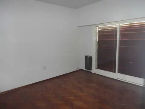 Depto Tipo Casa en Venta 41 años